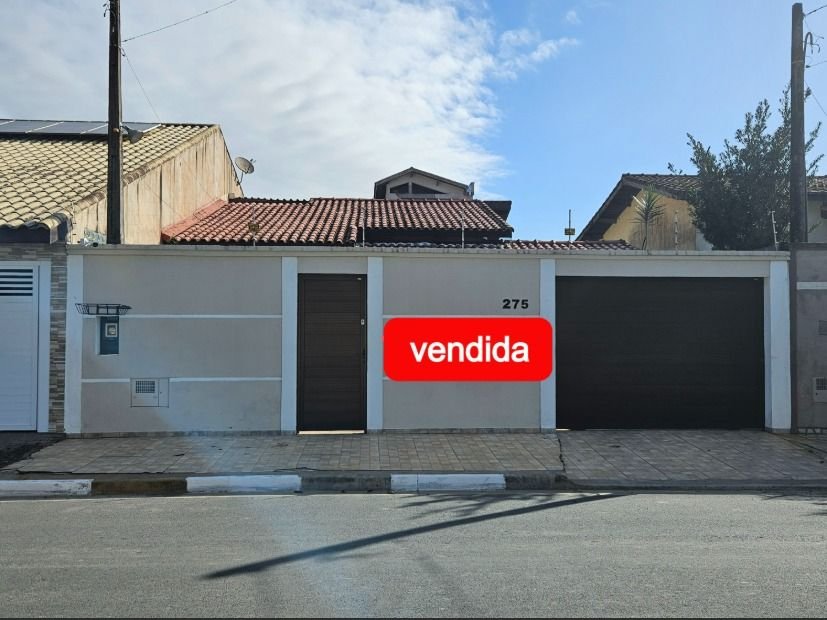Casa com piscina, Jd. Primavera