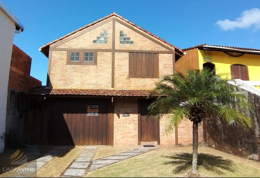Casa com mezanino, Guaricana