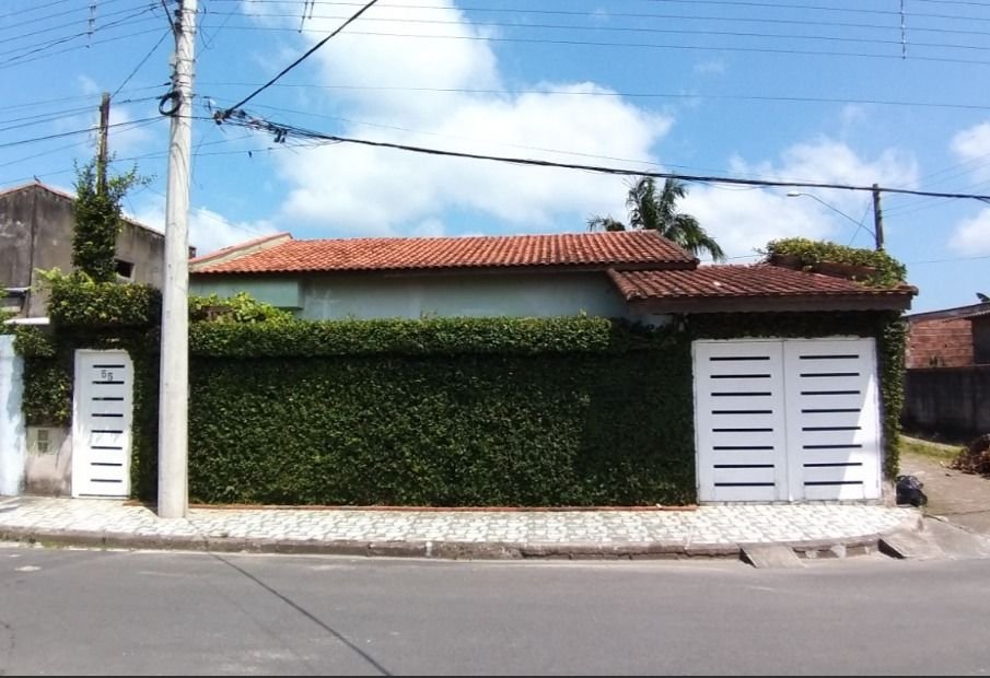 Casa com edícula, Rocio